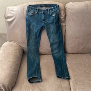 Lucky Brand Mid Rise Sweet Straight Jean size 0 / 25L (Long).